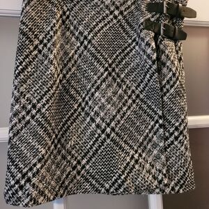 Black and White Plaid A-Line Skirt with Side Buckle Detail